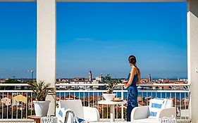 Hotel Mediterraneo